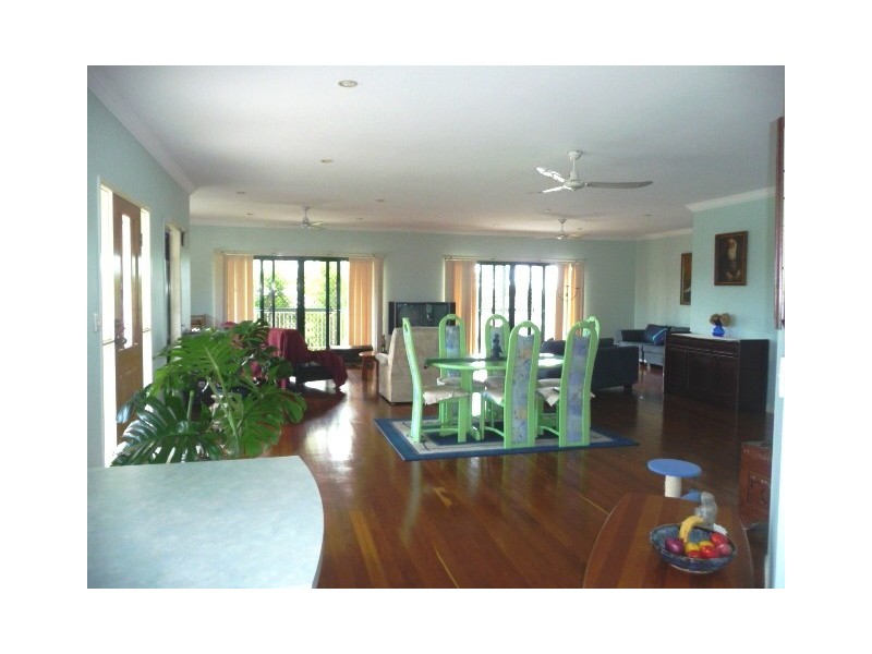 66 Bayside Rd, Cooloola Cove QLD 4580