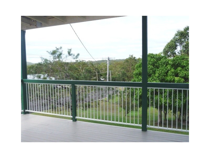 66 Bayside Rd, Cooloola Cove QLD 4580