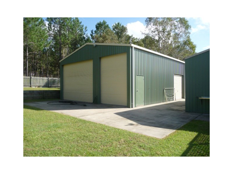 36 Endeavour Drive, Cooloola Cove QLD 4580