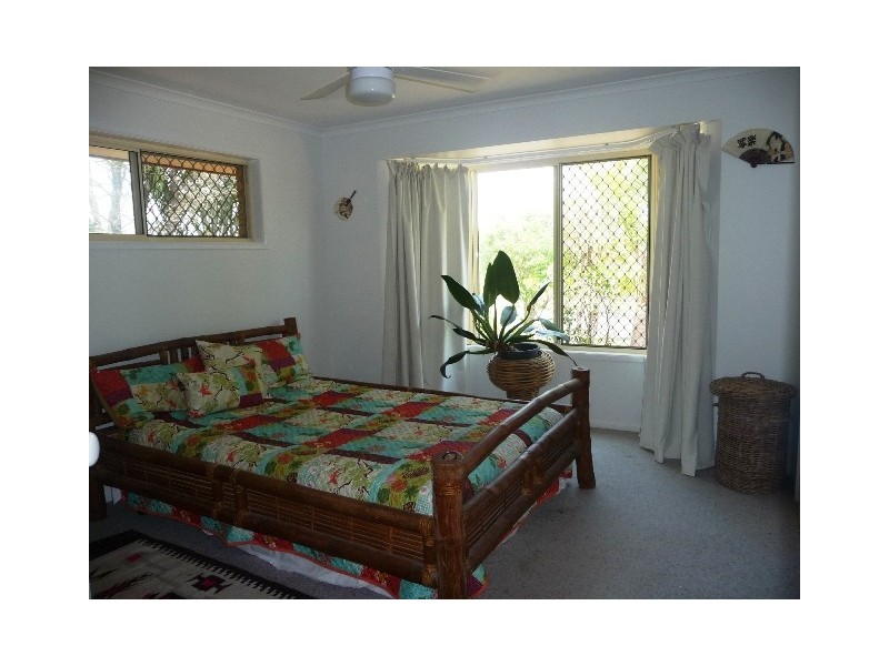 7 Duchess Ct, Cooloola Cove QLD 4580
