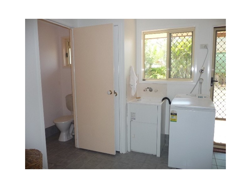 7 Duchess Ct, Cooloola Cove QLD 4580