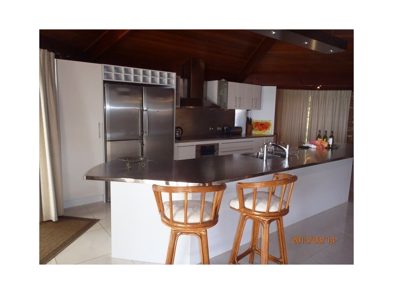 16 Esplanade, Tin Can Bay QLD 4580