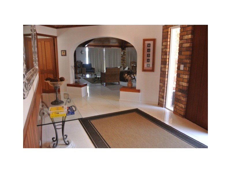 16 Esplanade, Tin Can Bay QLD 4580