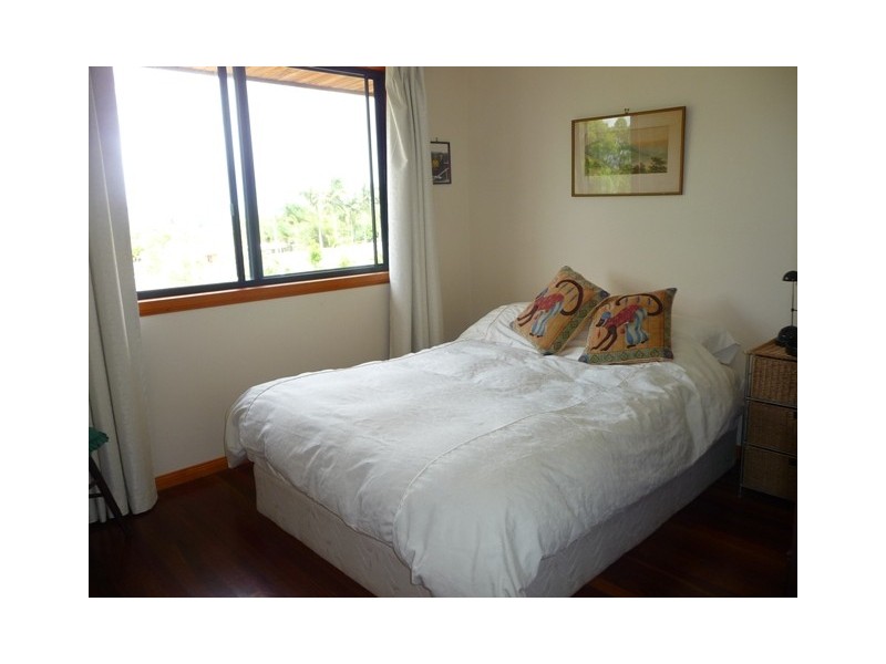 4 Nina Court, Cooloola Cove QLD 4580