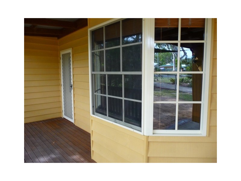 18 Challenger Court, Cooloola Cove QLD 4580