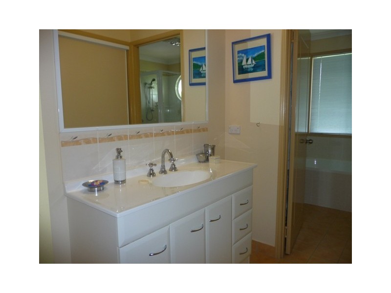 7 Esperance Court, Cooloola Cove QLD 4580