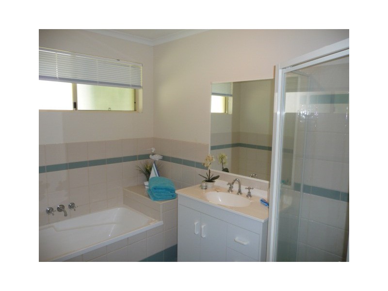 49 Endeavour, Cooloola Cove QLD 4580