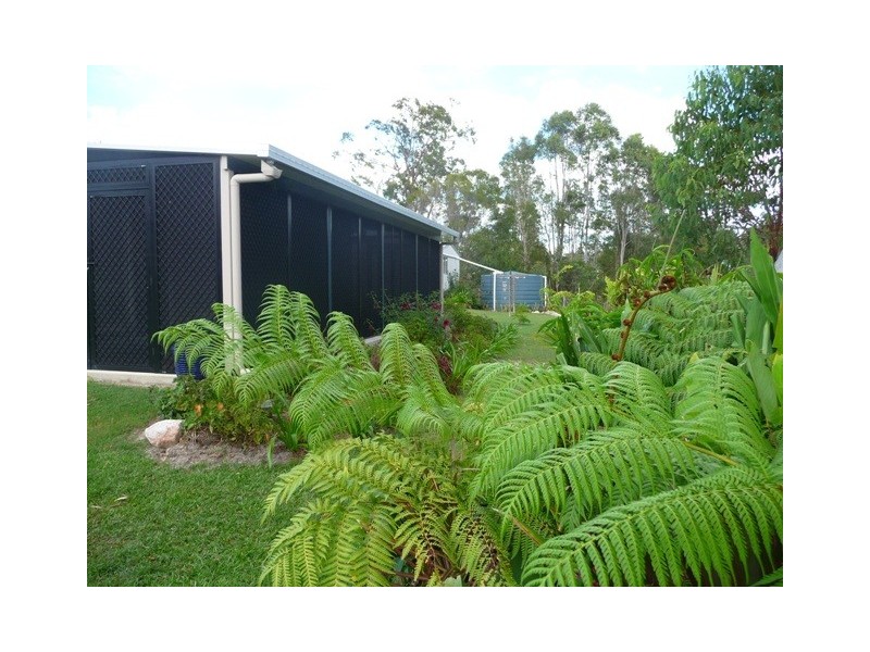 156 Queen Elizabeth Dr, Cooloola Cove QLD 4580