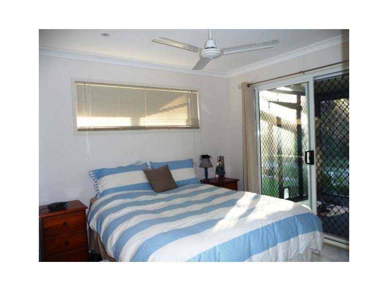 156 Queen Elizabeth Dr, Cooloola Cove QLD 4580