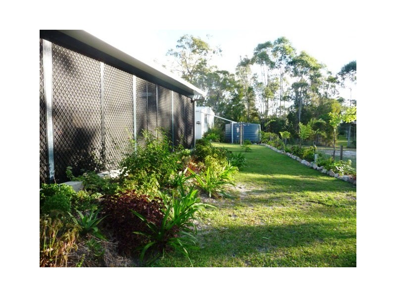 156 Queen Elizabeth Dr, Cooloola Cove QLD 4580