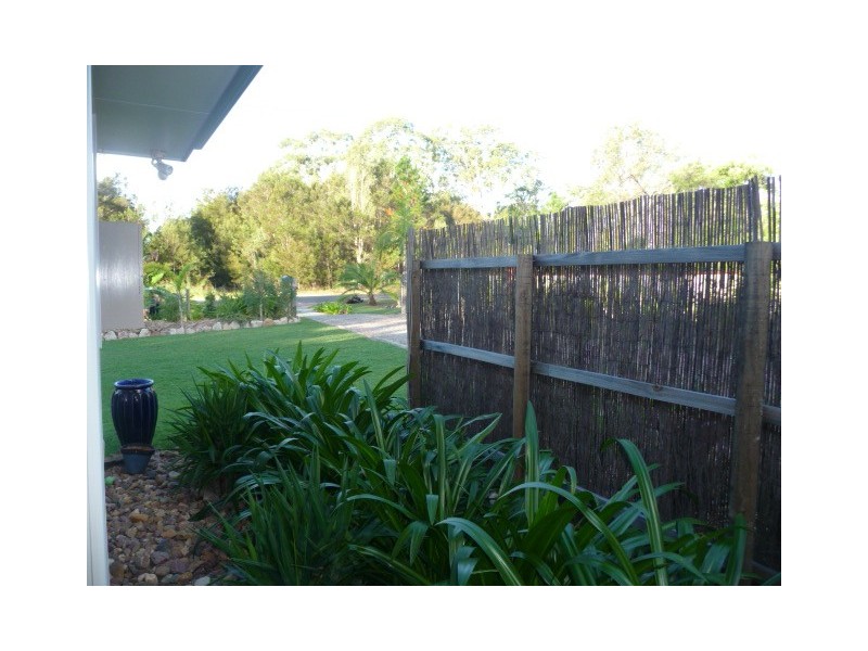 156 Queen Elizabeth Dr, Cooloola Cove QLD 4580