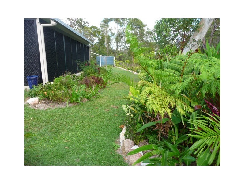 156 Queen Elizabeth Dr, Cooloola Cove QLD 4580
