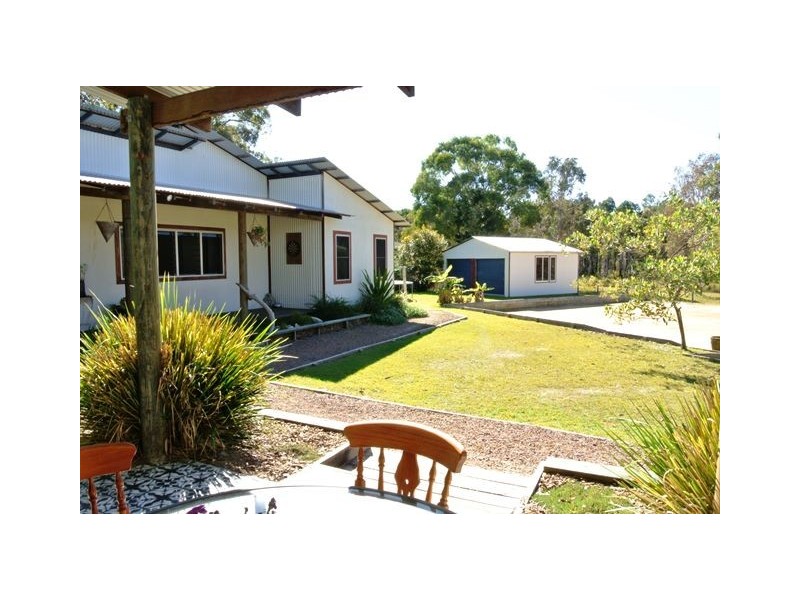 36 Discovery Dr, Cooloola Cove QLD 4580