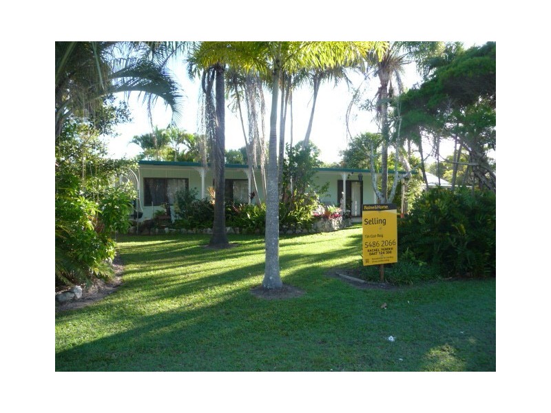 58 Bayside Rd, Cooloola Cove QLD 4580