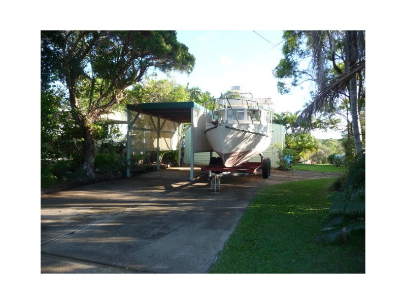 58 Bayside Rd, Cooloola Cove QLD 4580