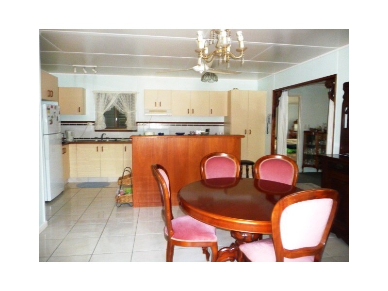 58 Bayside Rd, Cooloola Cove QLD 4580