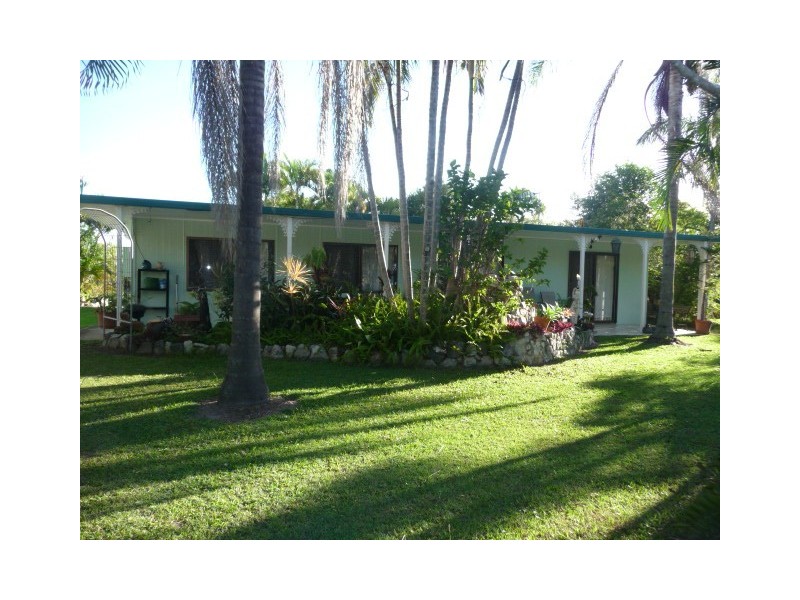58 Bayside Rd, Cooloola Cove QLD 4580