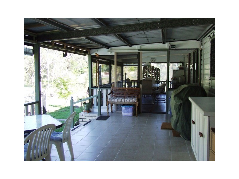 34 Tom Thumb Ct, Cooloola Cove QLD 4580