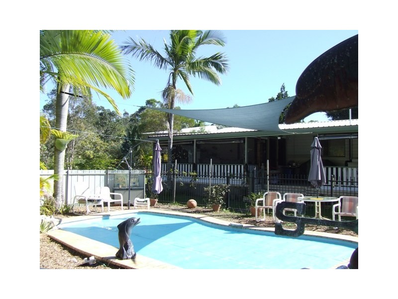 34 Tom Thumb Ct, Cooloola Cove QLD 4580