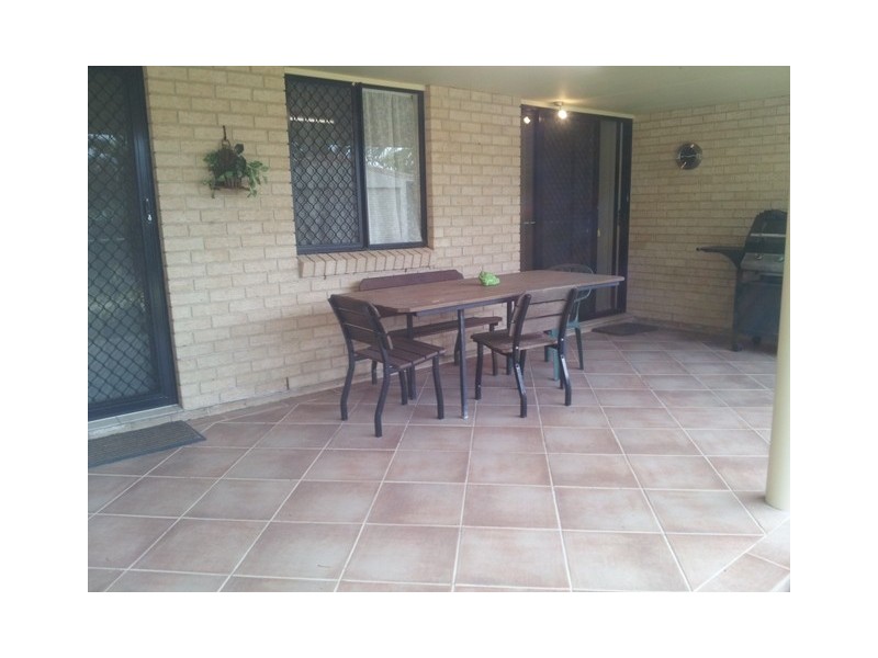 20 Ark Royal Dr, Cooloola Cove QLD 4580