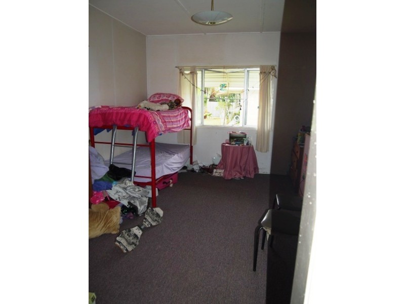 31 Gympie Road, Tin Can Bay QLD 4580