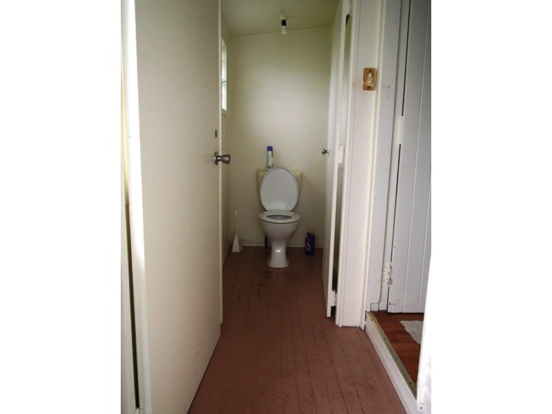 31 Gympie Road, Tin Can Bay QLD 4580