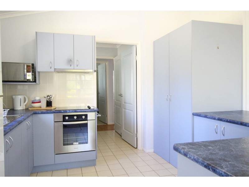 53 Osborne Court, Tin Can Bay QLD 4580