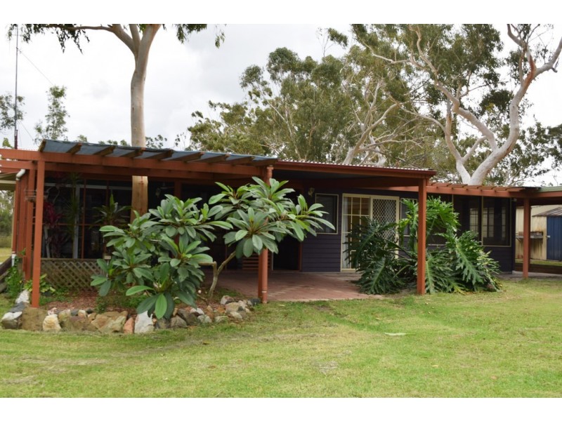 16 Waratah Dr, Cooloola Cove QLD 4580