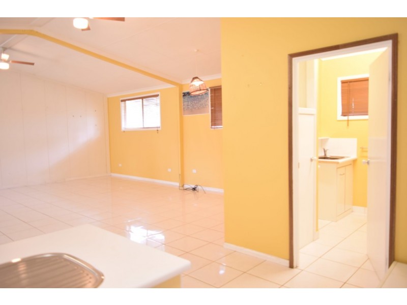 16 Waratah Dr, Cooloola Cove QLD 4580