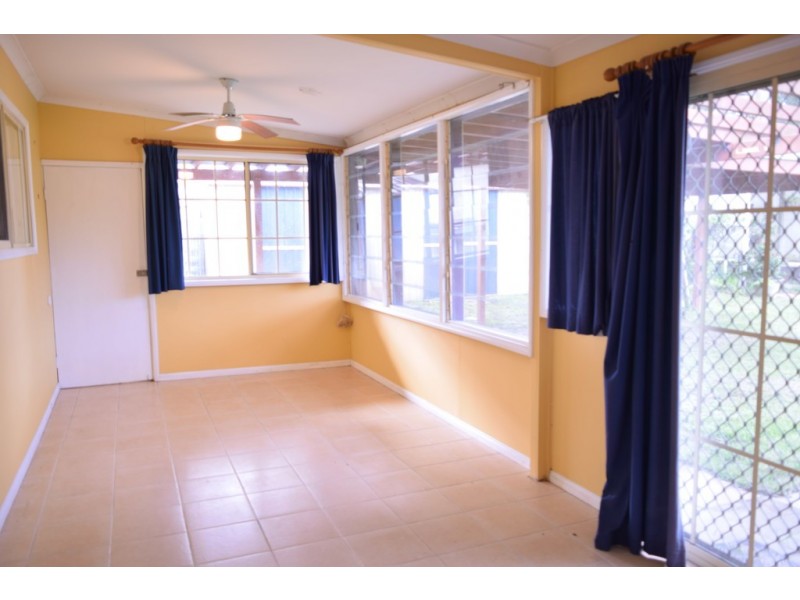 16 Waratah Dr, Cooloola Cove QLD 4580