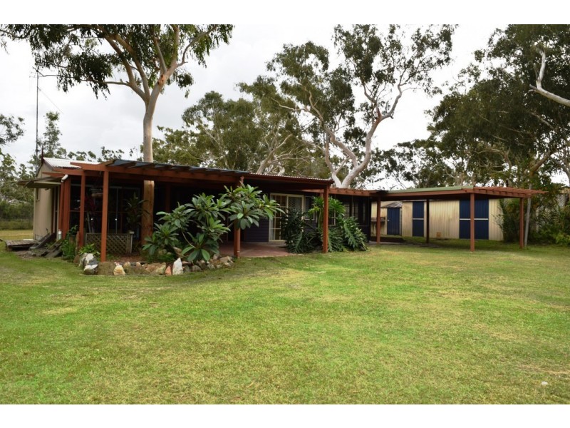 16 Waratah Dr, Cooloola Cove QLD 4580