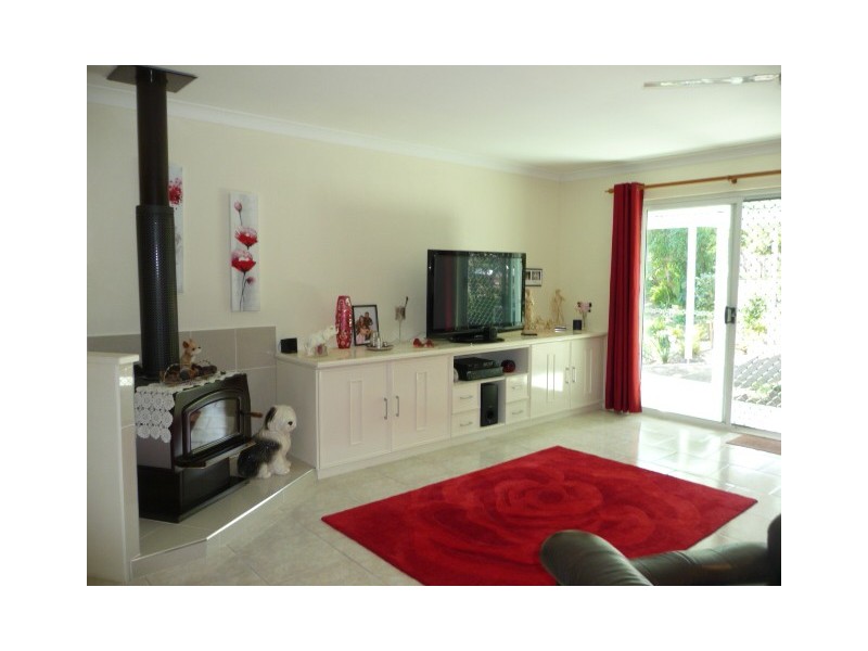 118 Bayside Rd, Cooloola Cove QLD 4580