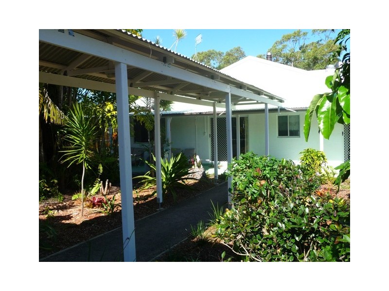 118 Bayside Rd, Cooloola Cove QLD 4580