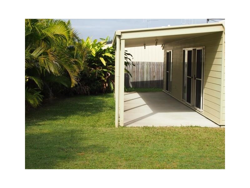 35 Banksia Avenue, Tin Can Bay QLD 4580