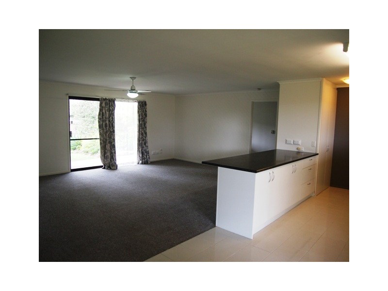 102 Gympie Road, Tin Can Bay QLD 4580
