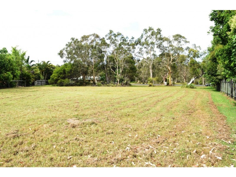 23 Discovery Dr, Cooloola Cove QLD 4580