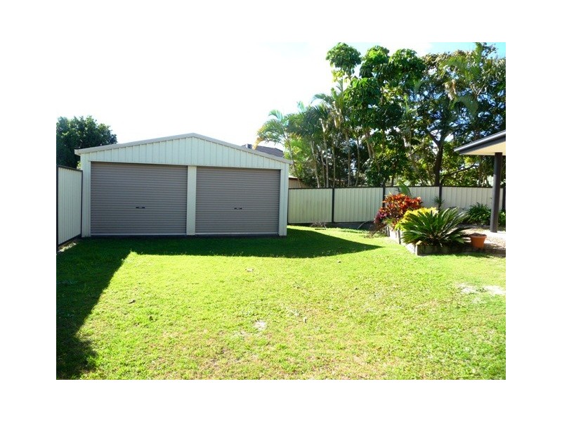 6 Aramac Ct, Tin Can Bay QLD 4580
