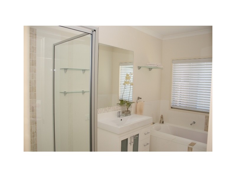 43 Summer Way, Tin Can Bay QLD 4580