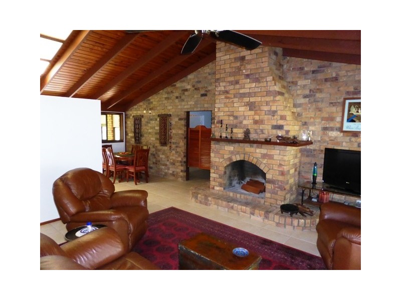 82 Emperor Street, Tin Can Bay QLD 4580