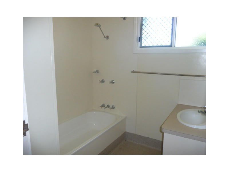 13 Tailor Street, Tin Can Bay QLD 4580