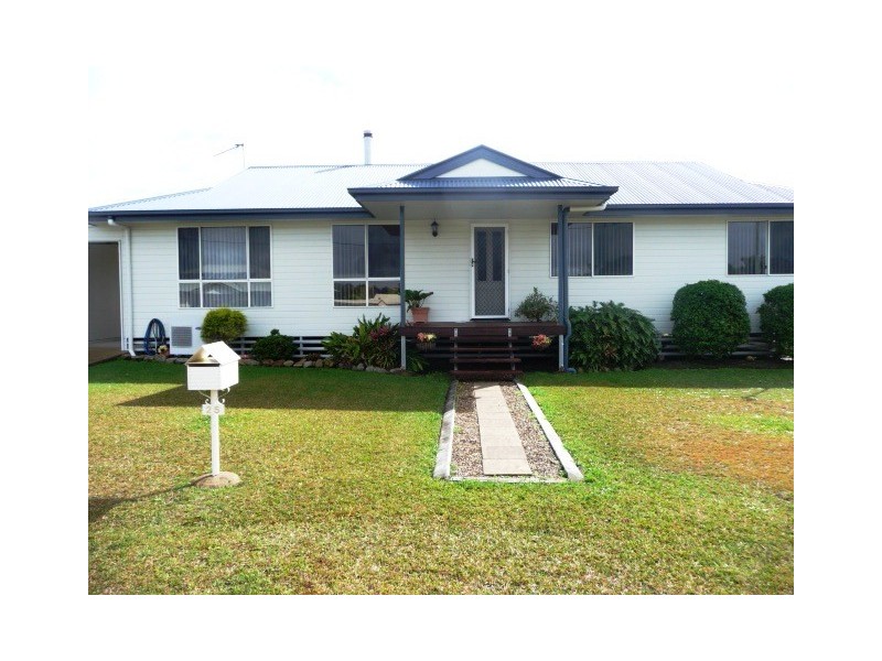 25 Dreadnaught Avenue, Cooloola Cove QLD 4580