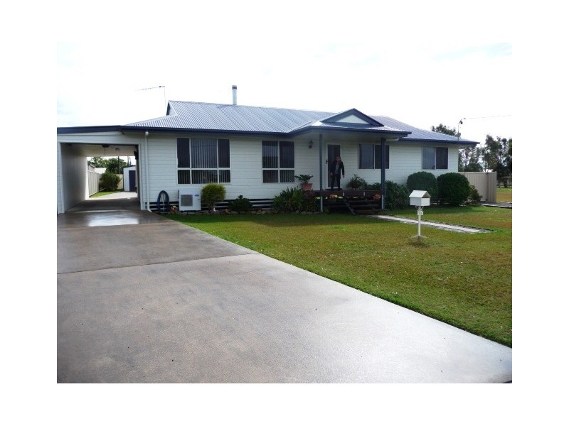 25 Dreadnaught Avenue, Cooloola Cove QLD 4580