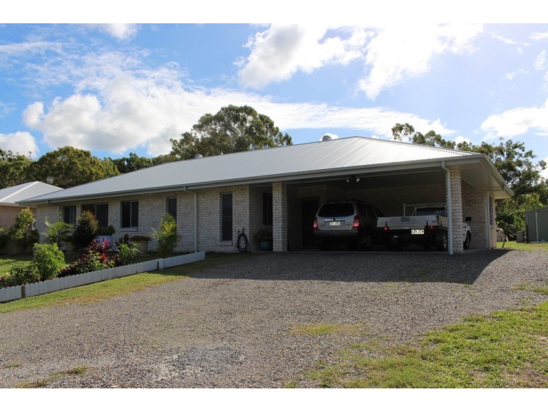 94 Endeavour Dr, Cooloola Cove QLD 4580