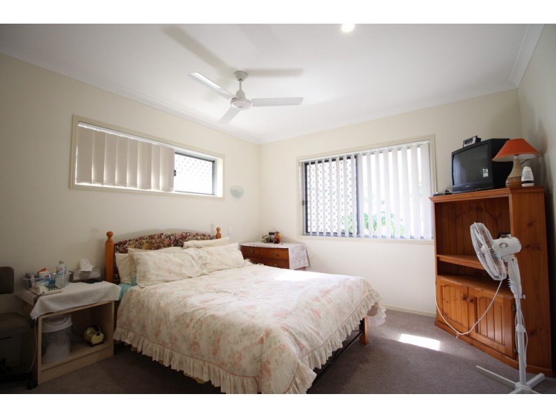 94 Endeavour Dr, Cooloola Cove QLD 4580