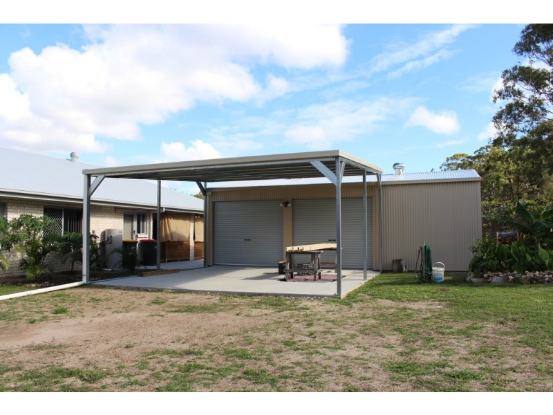 94 Endeavour Dr, Cooloola Cove QLD 4580