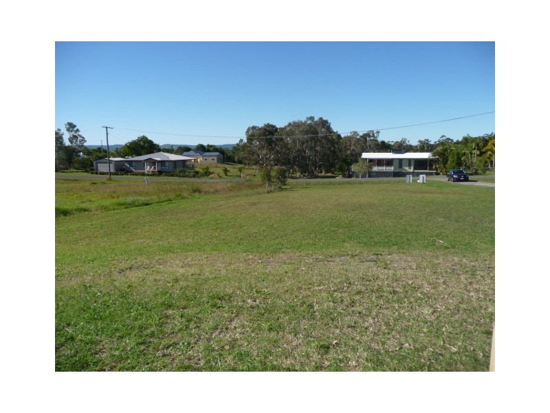 6 Roebuck St, Cooloola Cove QLD 4580