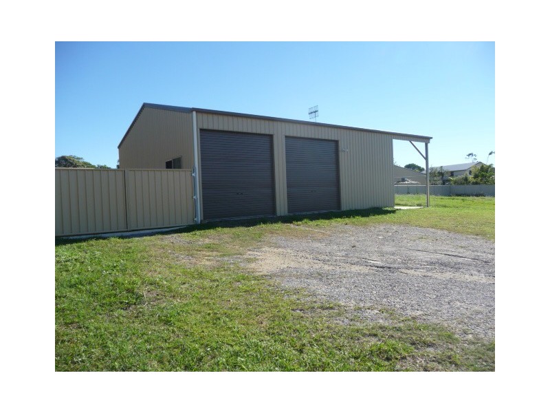 6 Roebuck St, Cooloola Cove QLD 4580