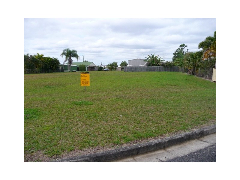21 Regent Ct, Cooloola Cove QLD 4580