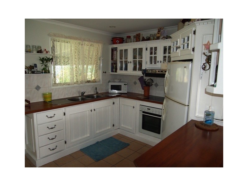 4 Pamir Court, Cooloola Cove QLD 4580