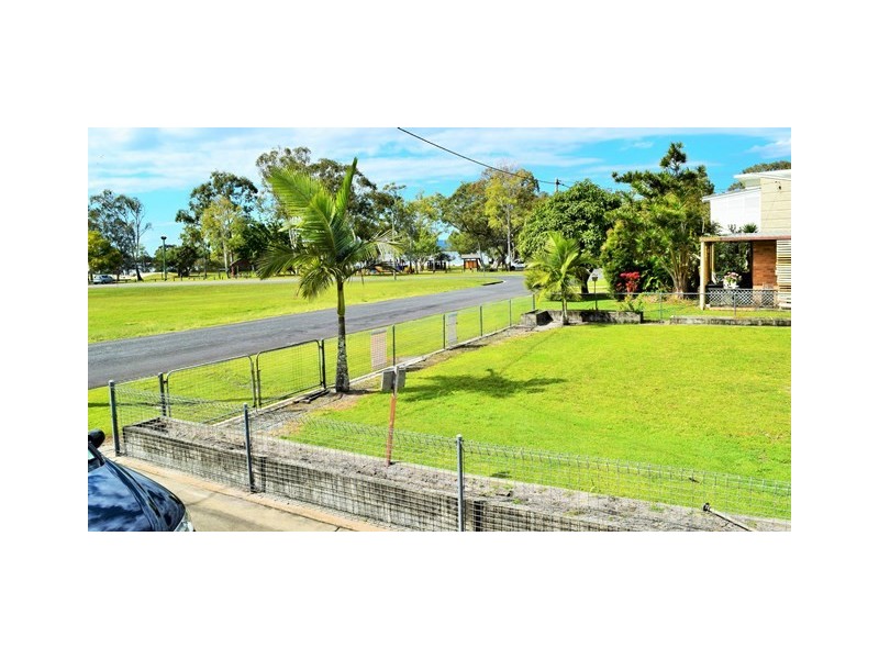 4 Gar Street, Tin Can Bay QLD 4580